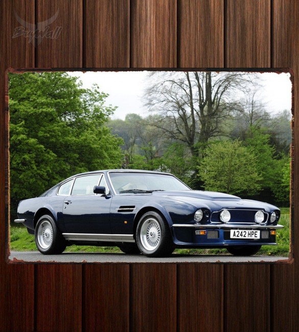 Металлическая табличка Aston Martin V8 Vantage Металлическая табличка Aston Martin V8 Vantage